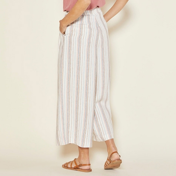 *1 Left!* NWT OUTERKNOWN | Eclipse Wide Leg Pants - Picture 5 of 6